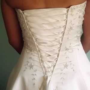 New Strapless, Corset Wedding Dress - Gorgeous! Size 8-12